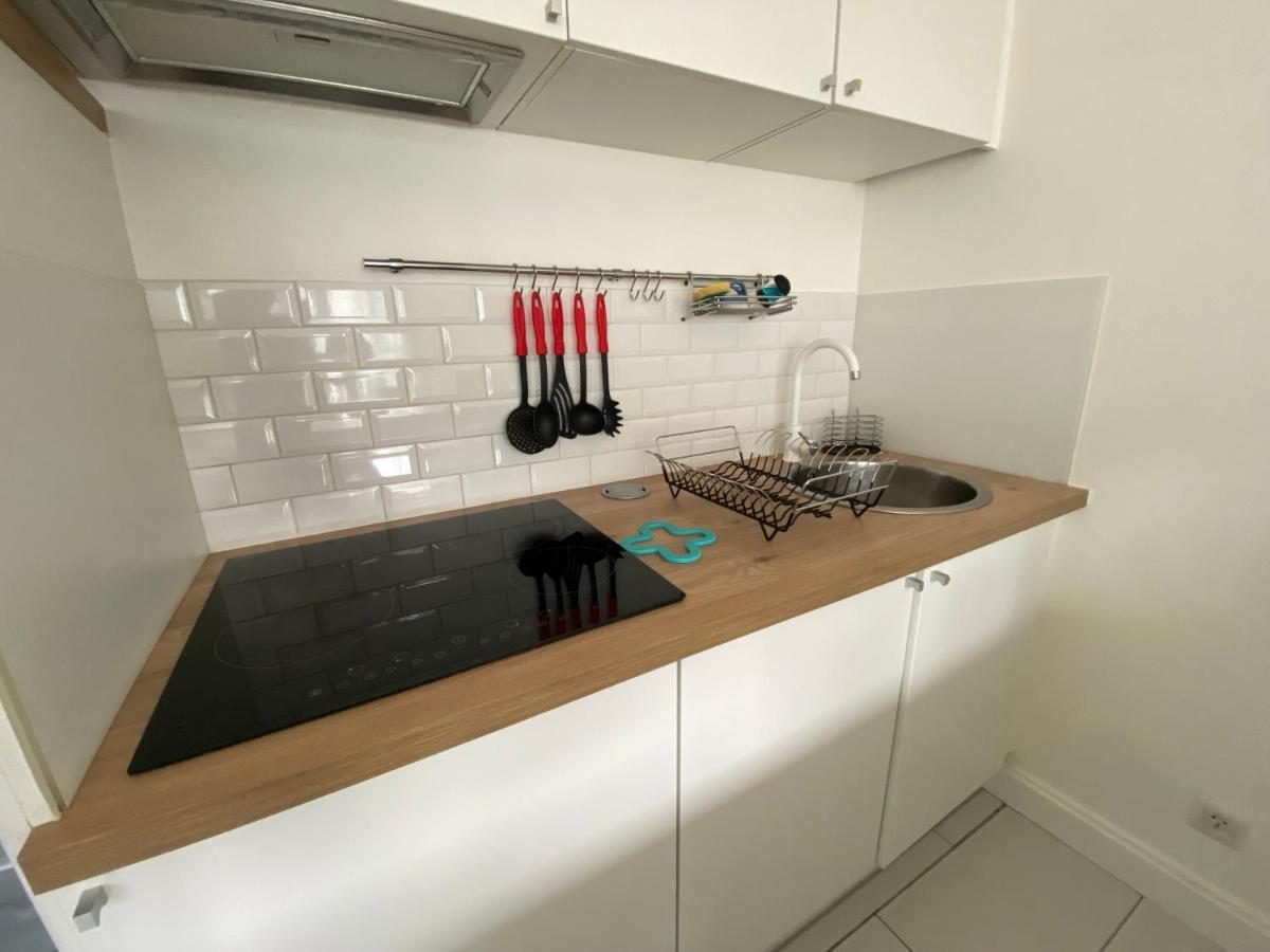 Studio Morgane-Balcon Couvert-Wifi-Pres Centre-Linge Et Menage رانس المظهر الخارجي الصورة