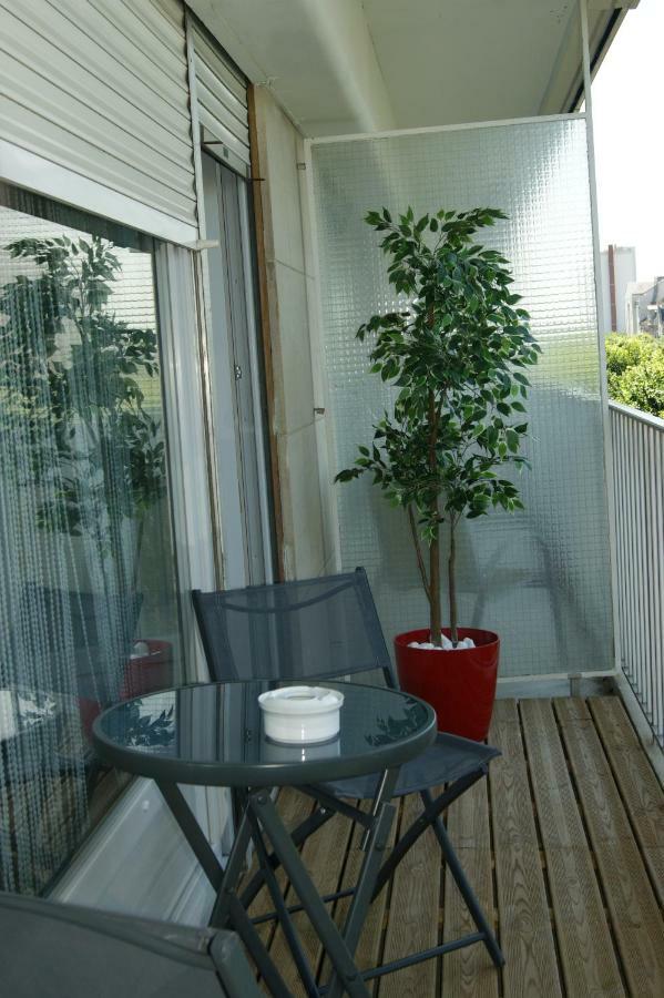 Studio Morgane-Balcon Couvert-Wifi-Pres Centre-Linge Et Menage رانس المظهر الخارجي الصورة
